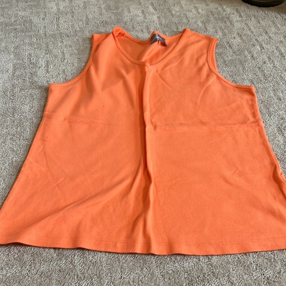Woman’s Croft & Barrow set of 3 tank tops, Size XL - Picture 4 of 8